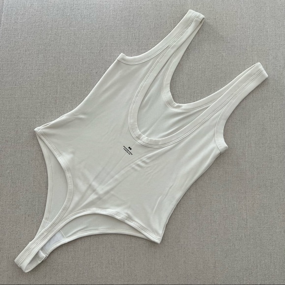 ALEXANDER WANG x UNIQLO Heat Tech Ribbed Sleeveless Bodysuit in White - Picture 3 of 4